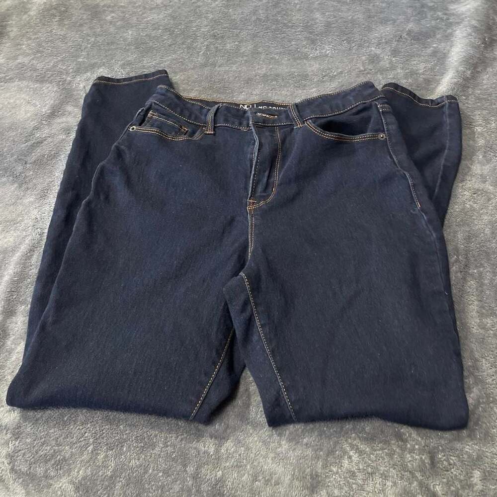 No Boundaries Dark Wash Skinny Jeans Size 9